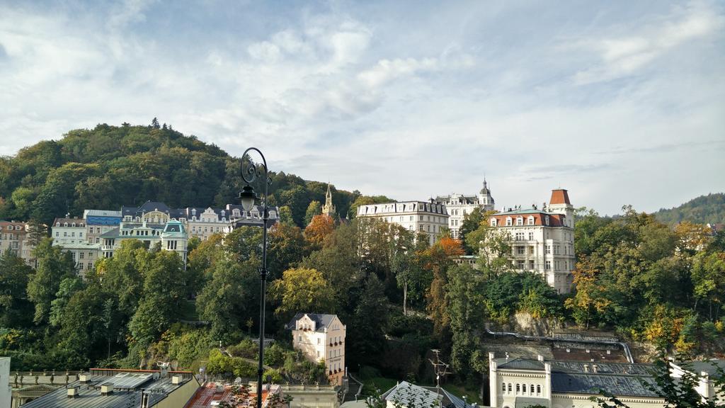 Apartments Iris Karlovy Vary Eksteriør bilde